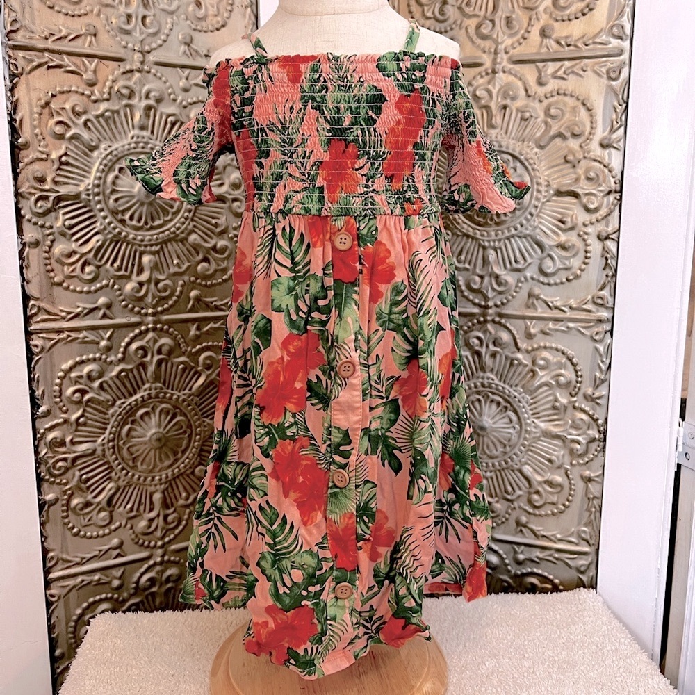 Floral print off the shoulder sun dress. Size 4T